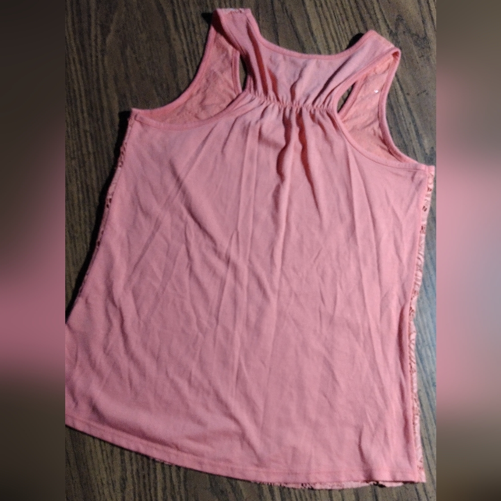 Lace Sleeveless Top With Silver Accents - Picture 5 of 6